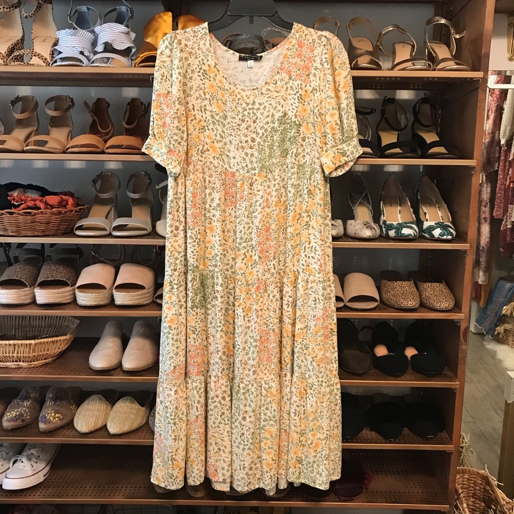 Final Touch Cream Floral Midi Dress